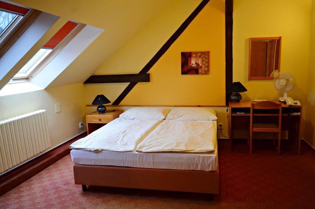 Penzion Lasakuv Mlyn Boskovice Buitenkant foto